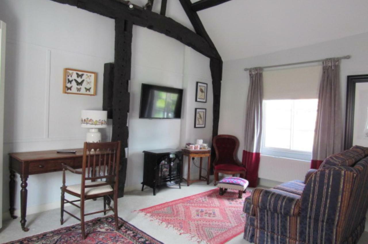 The Old Vicarage Hotel & Restaurant Бриджуотър Екстериор снимка The interior of the room